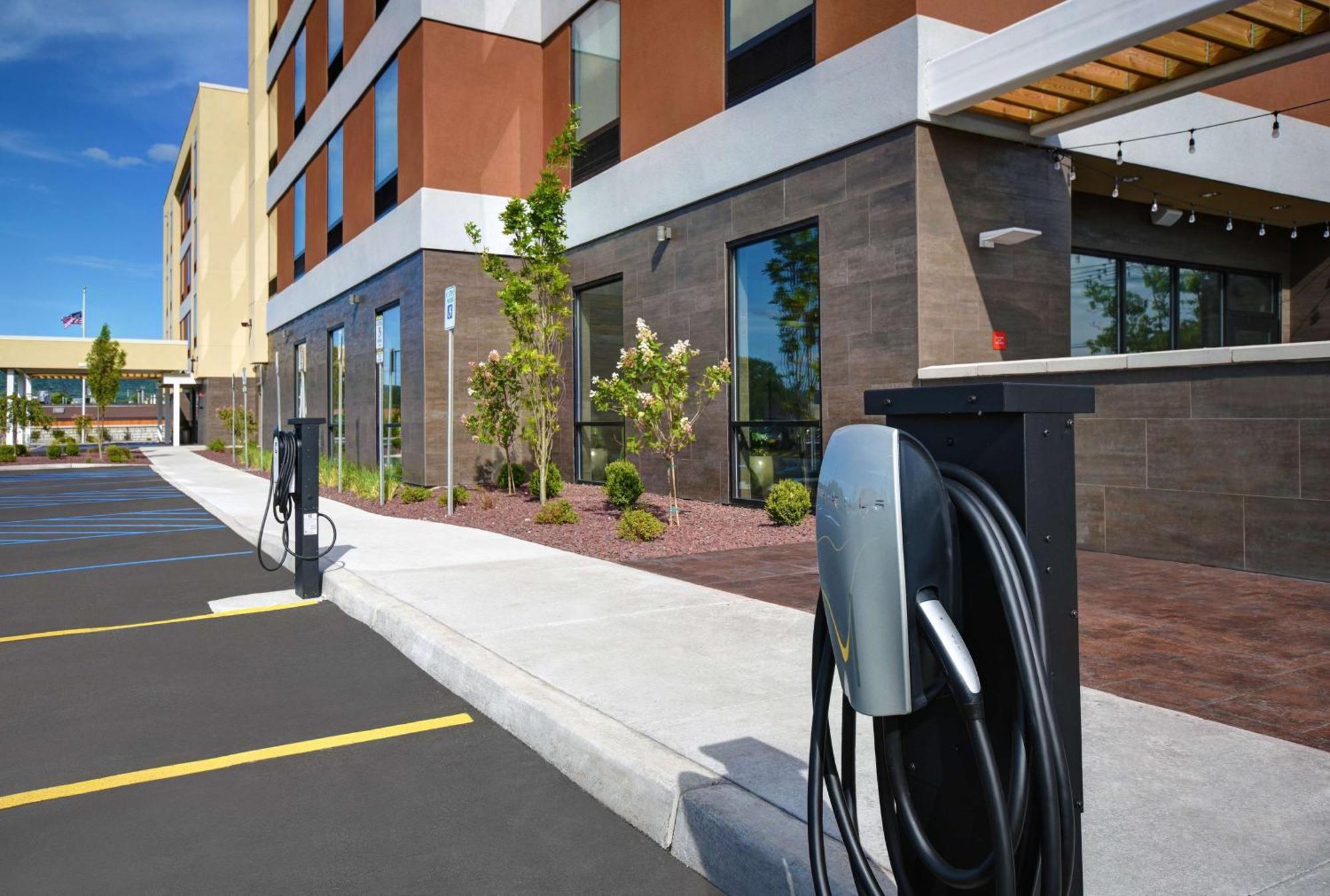 Home2 Suites By Hilton Utica, Ny Exteriör bild