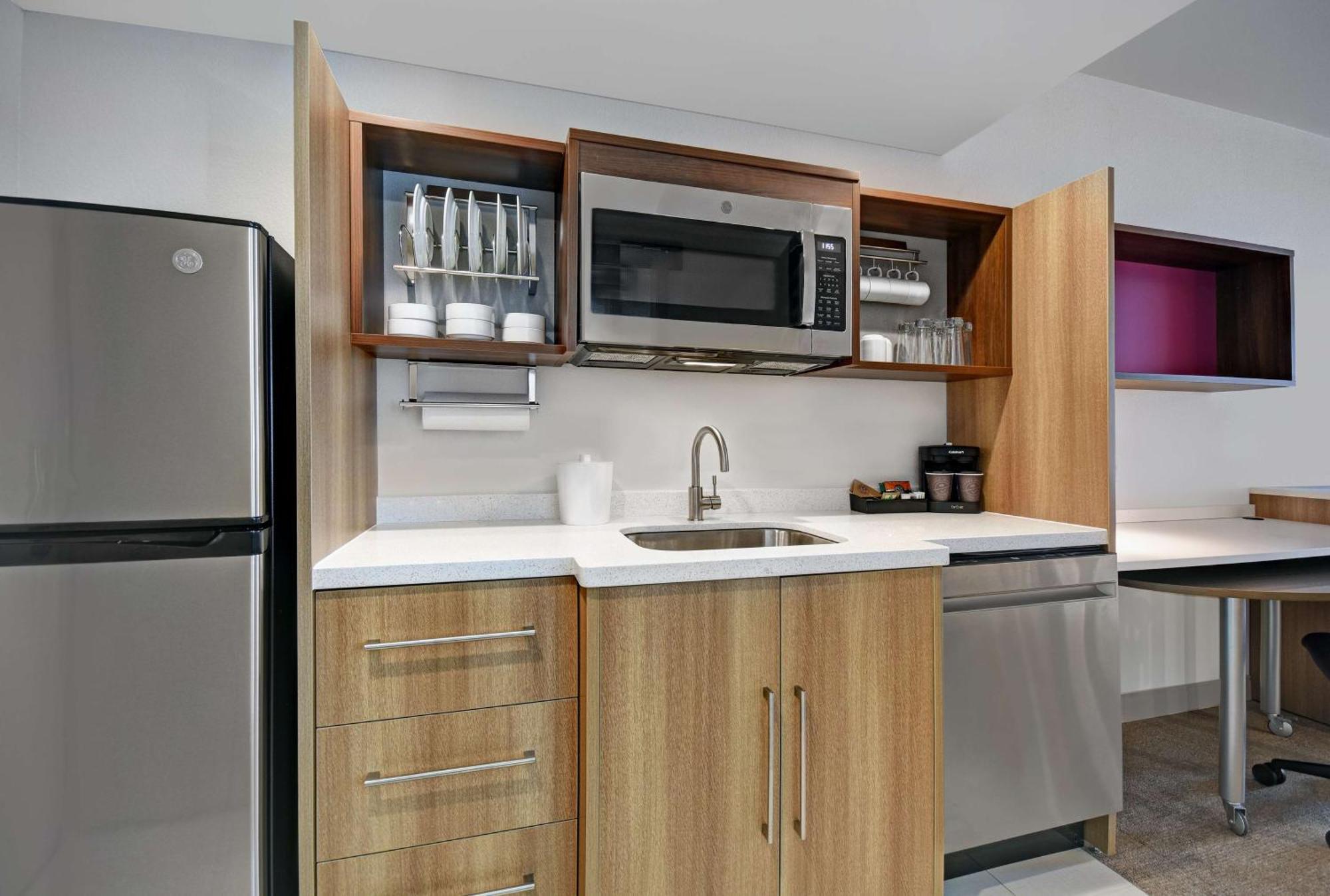 Home2 Suites By Hilton Utica, Ny Exteriör bild