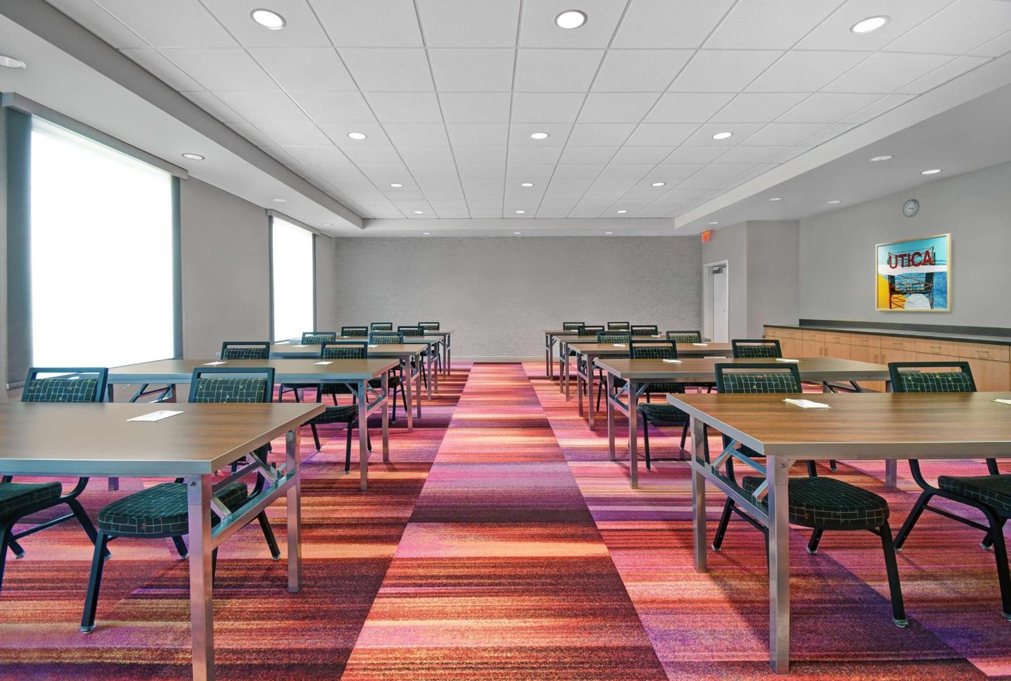 Home2 Suites By Hilton Utica, Ny Exteriör bild