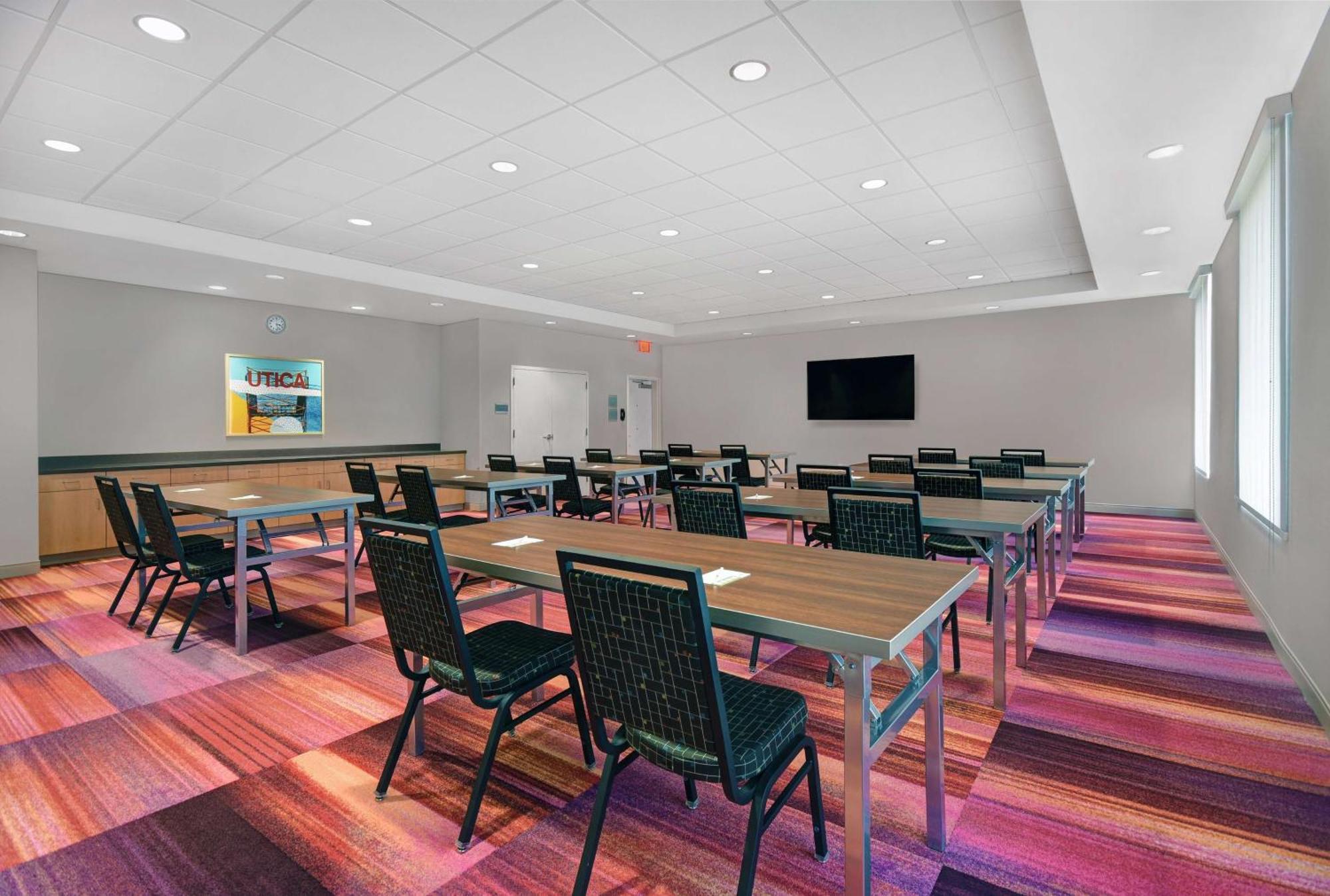 Home2 Suites By Hilton Utica, Ny Exteriör bild