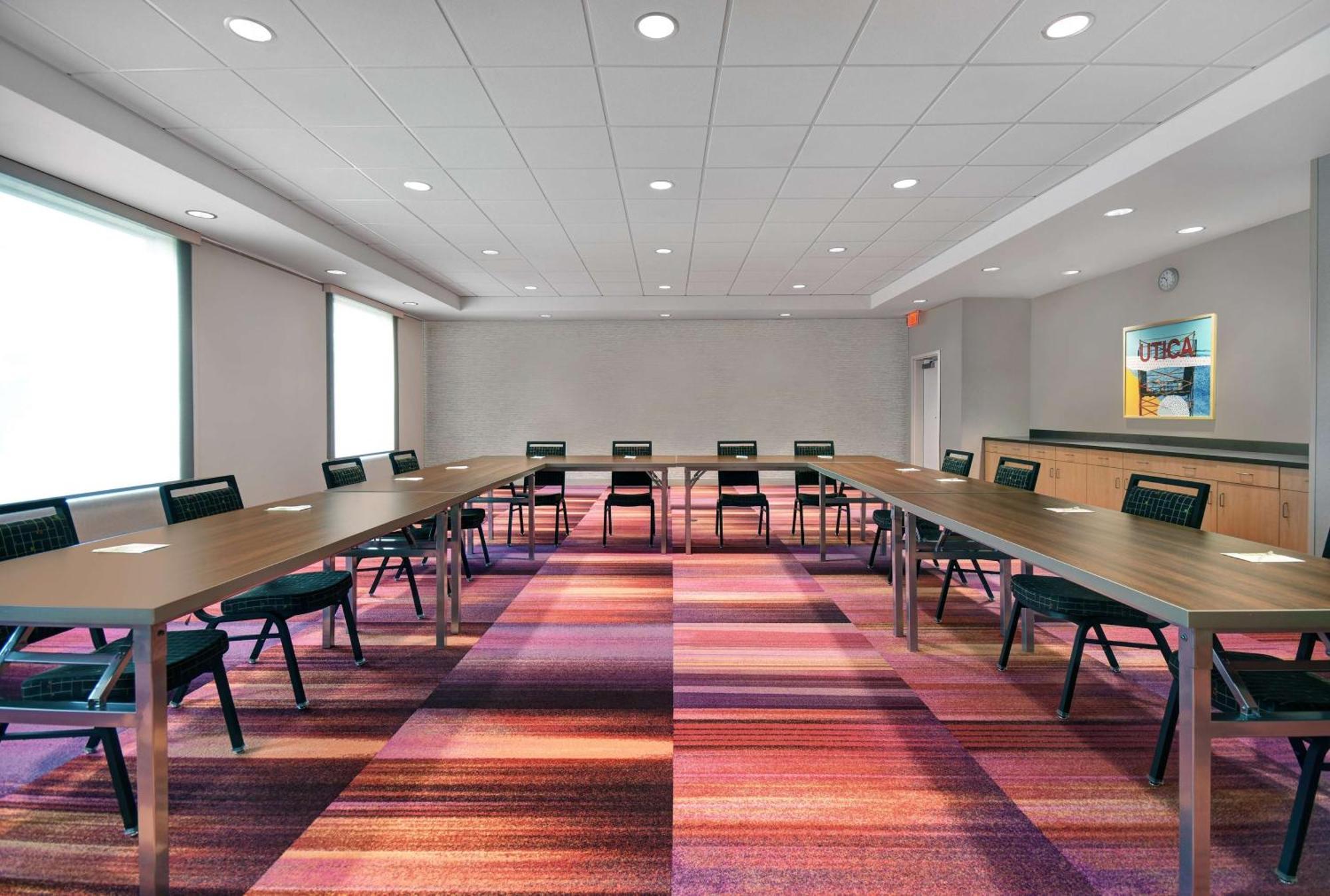 Home2 Suites By Hilton Utica, Ny Exteriör bild